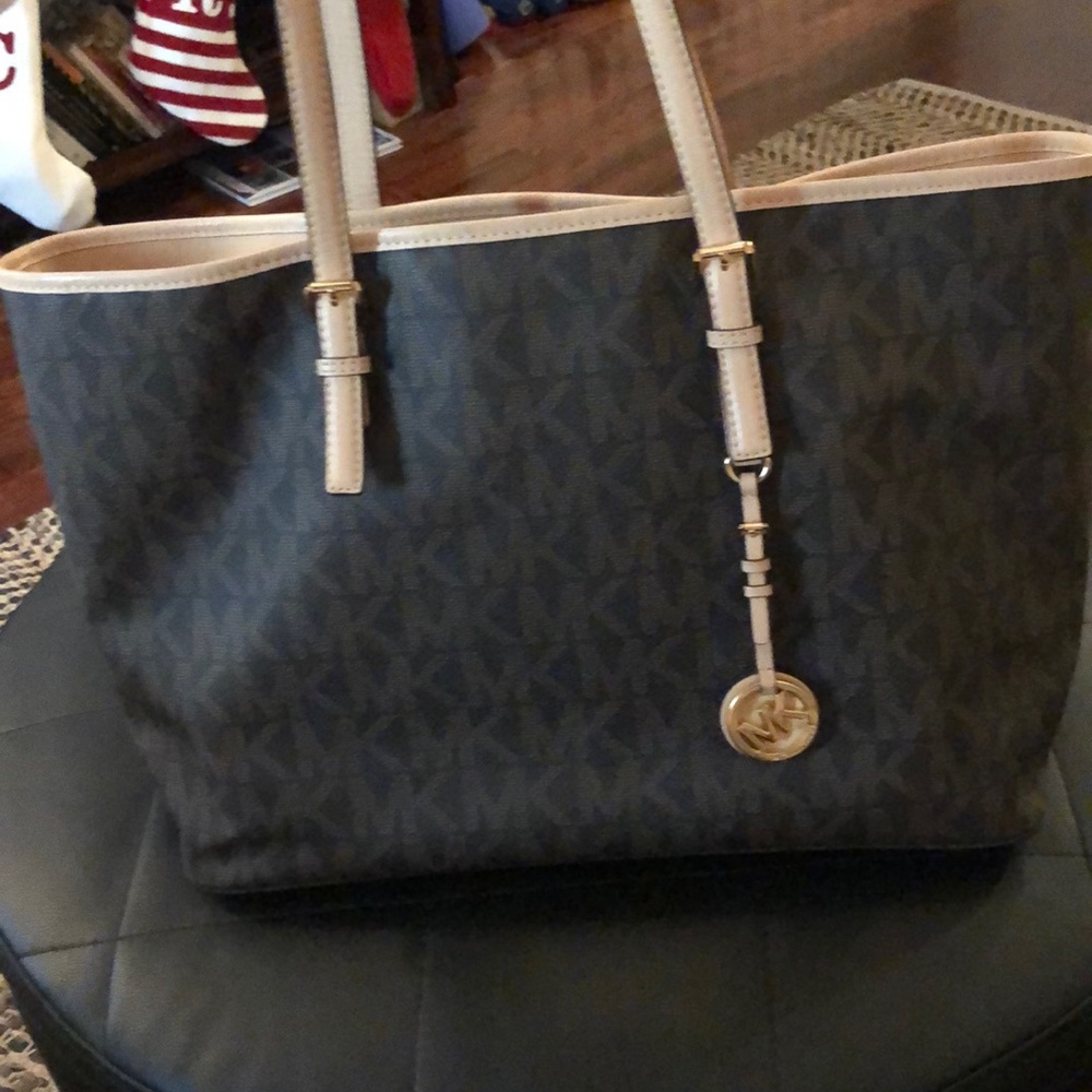 Michael kors tote